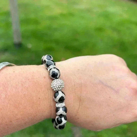 Jewelry - 4/$50 Leopard  print gemstone beaded bracelet 7.5 inches